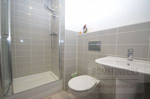 En-suite- click for photo gallery